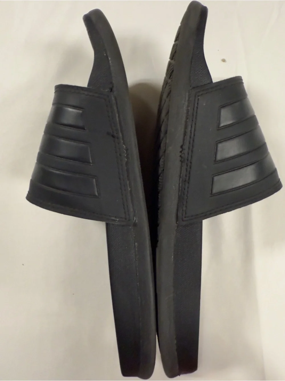 Adidas Adilette Comfort Black Slides Sandals Men’s 8 Women’s 9